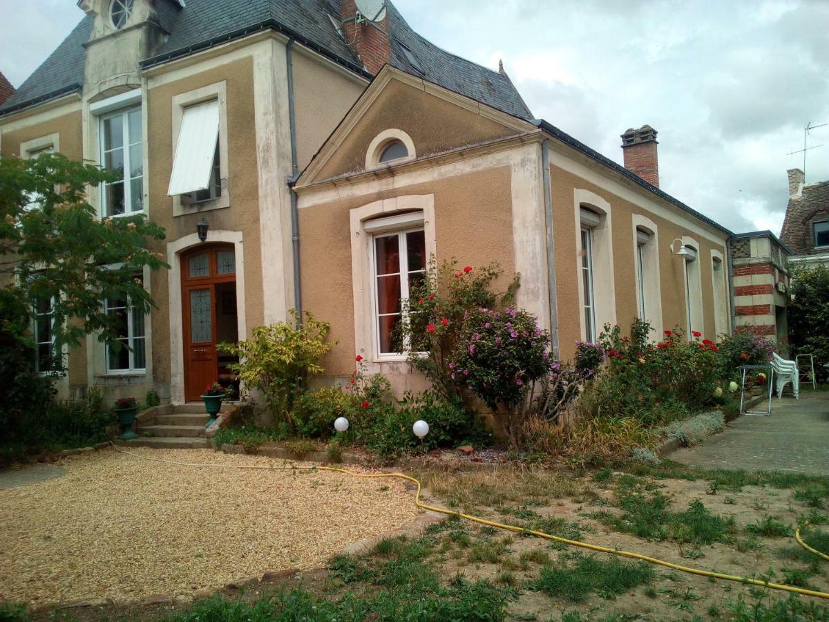 La Roseraie Beaumont-sur-Sarthe ภายนอก รูปภาพ